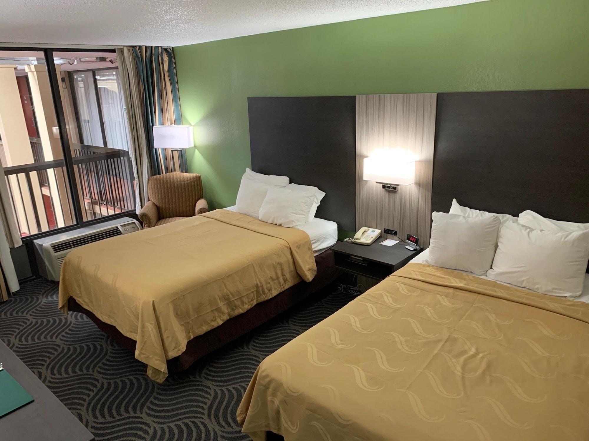 Quality Inn Newport Bagian luar foto
